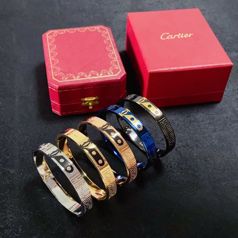 Ca*t1er bracelets